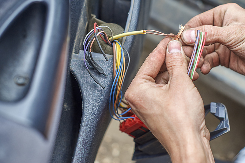 Mobile Auto Electrician Near Me in Basingstoke Hampshire